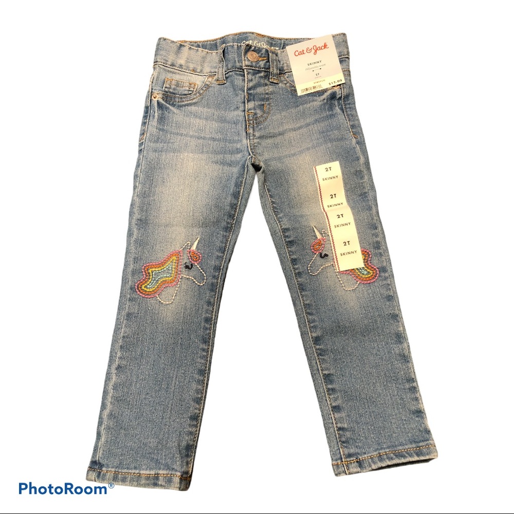NEW Cat & Jack 2T Skinny Jeans.